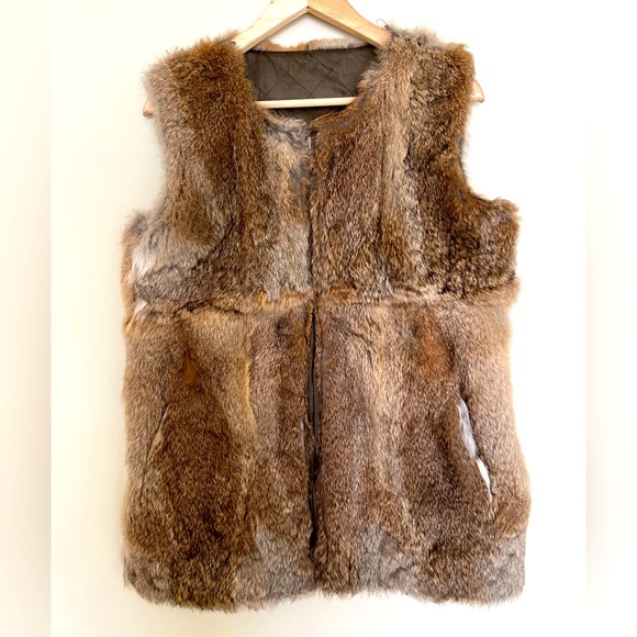 Genuine Rabbit Vest - Picture 1 of 5